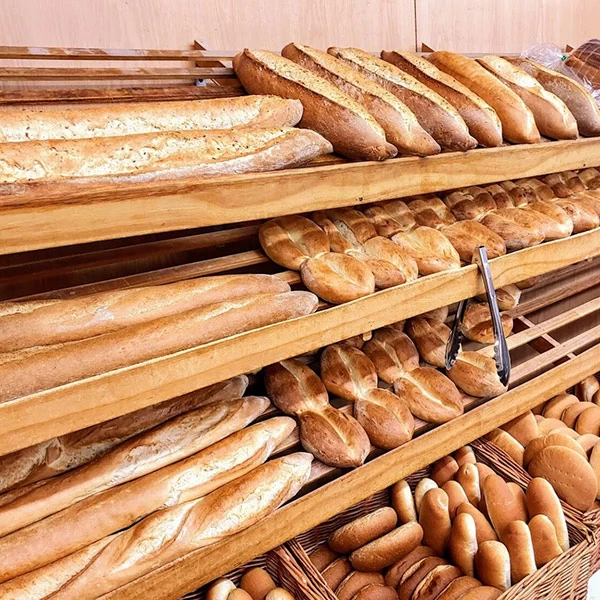bread on Boulangerie et Pâtisserie Riviera